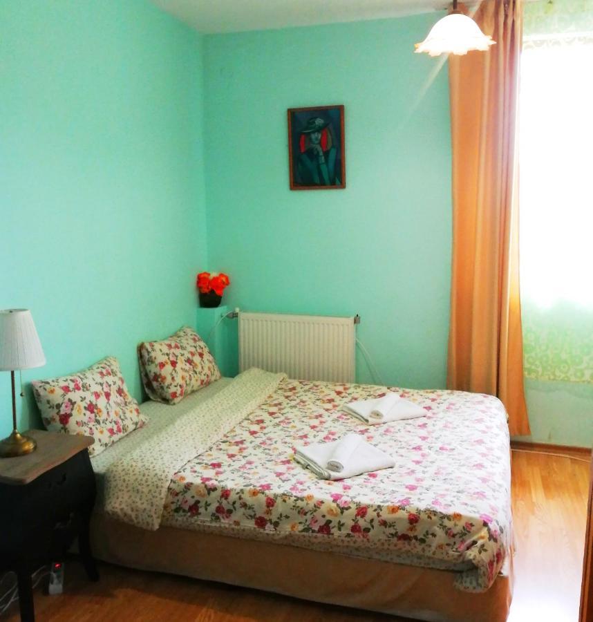 Guest House Misha Petrevene 외부 사진