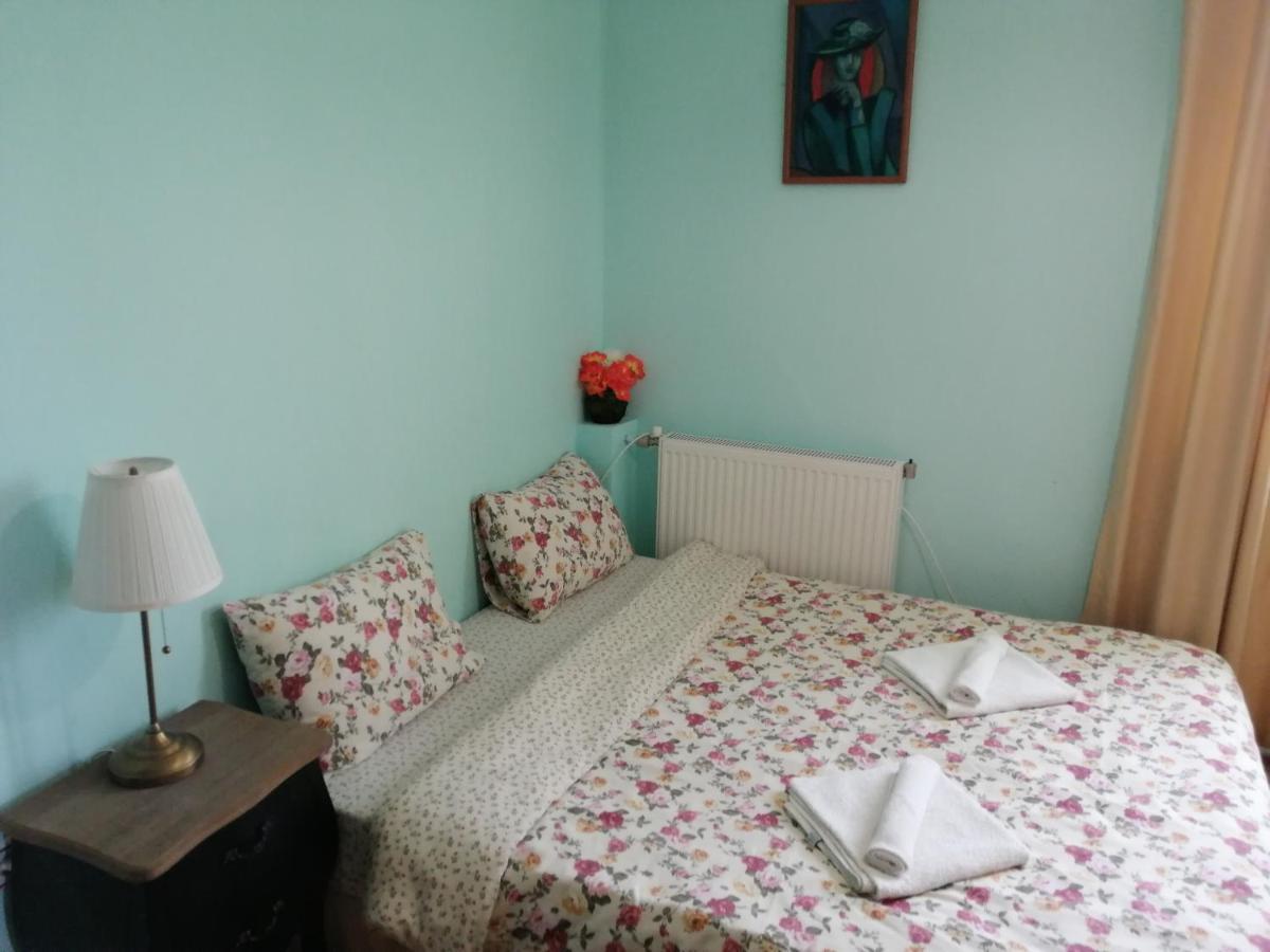 Guest House Misha Petrevene 외부 사진