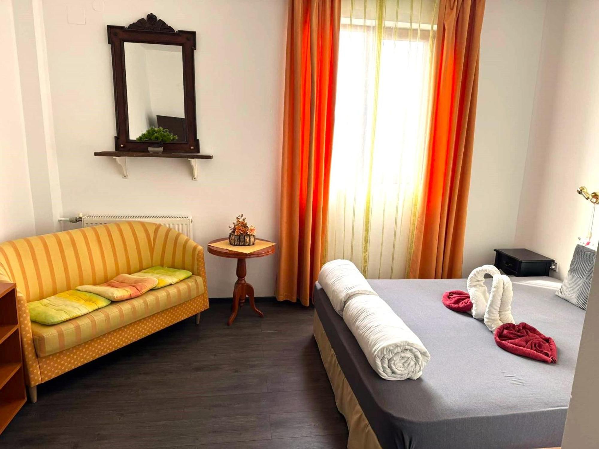 Guest House Misha Petrevene 외부 사진