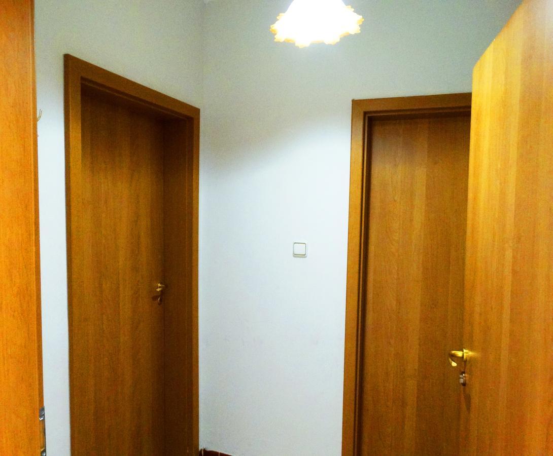 Guest House Misha Petrevene 외부 사진