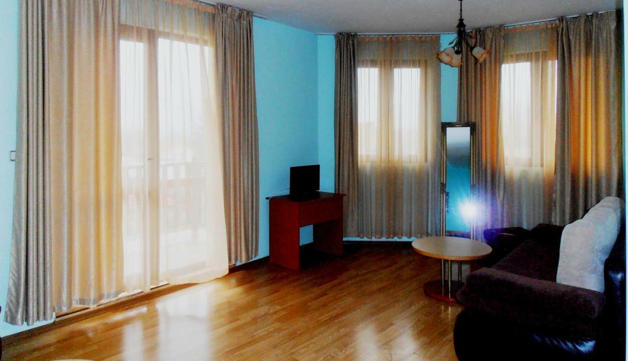 Guest House Misha Petrevene 외부 사진