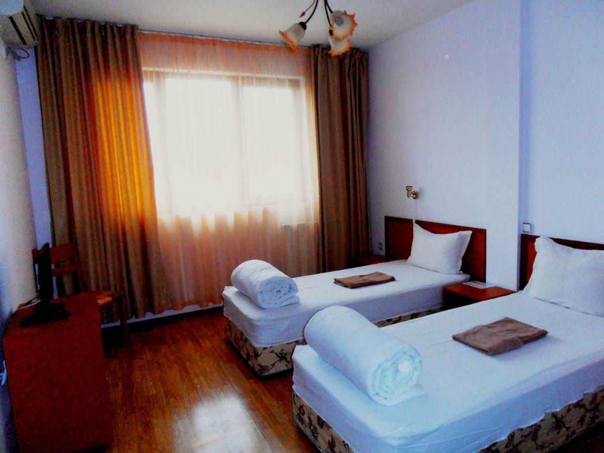 Guest House Misha Petrevene 외부 사진