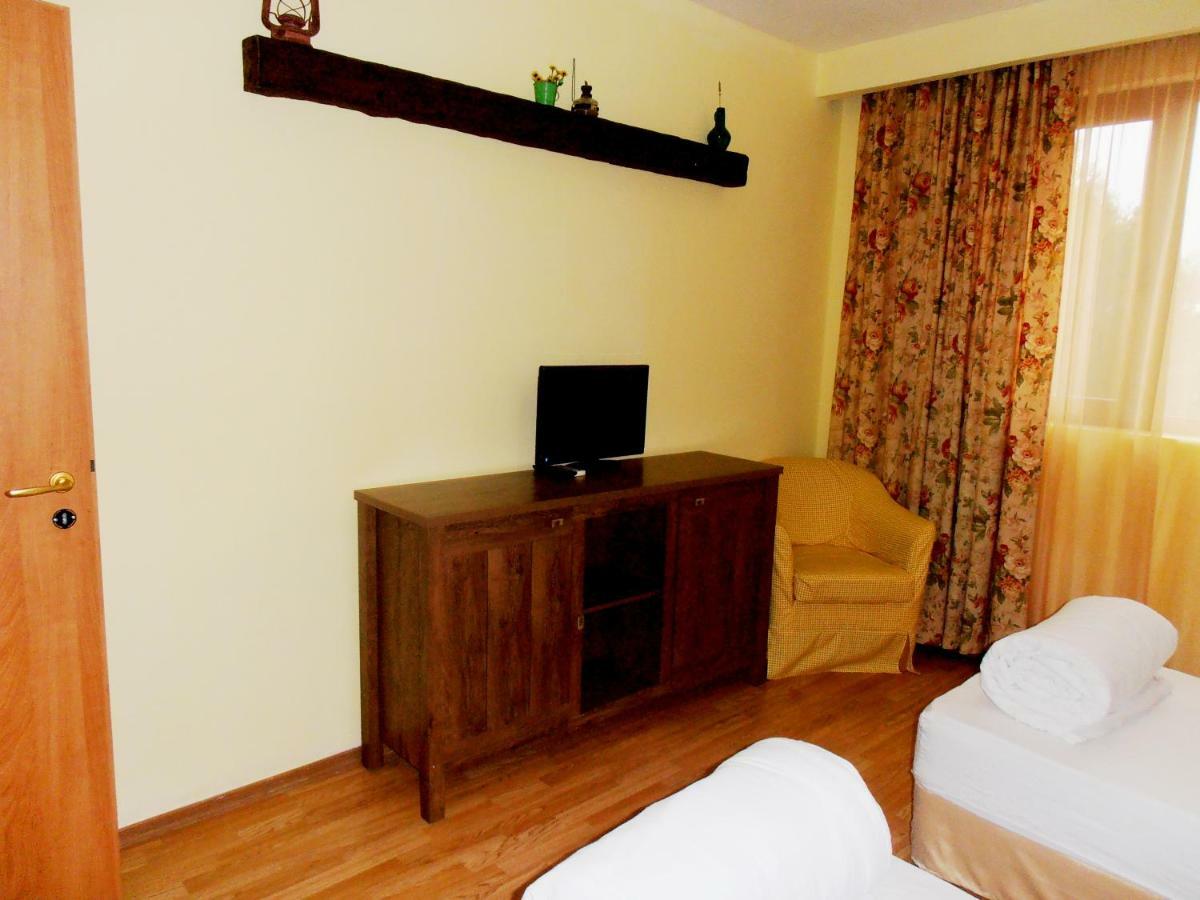 Guest House Misha Petrevene 외부 사진