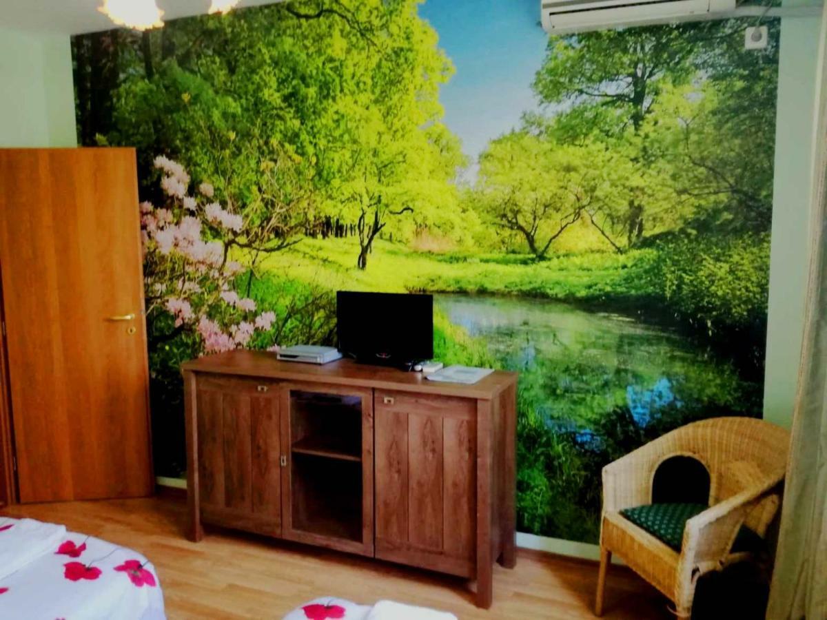 Guest House Misha Petrevene 외부 사진