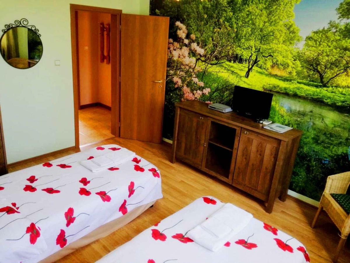 Guest House Misha Petrevene 외부 사진